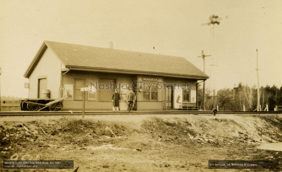 Postcard: New York, New Haven & Hartford Railroad Station, Halifax, Massachusetts